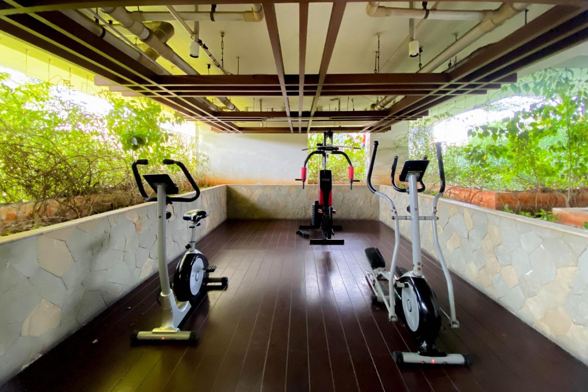 And Homey 2br Bassura By Travelio Apartment *